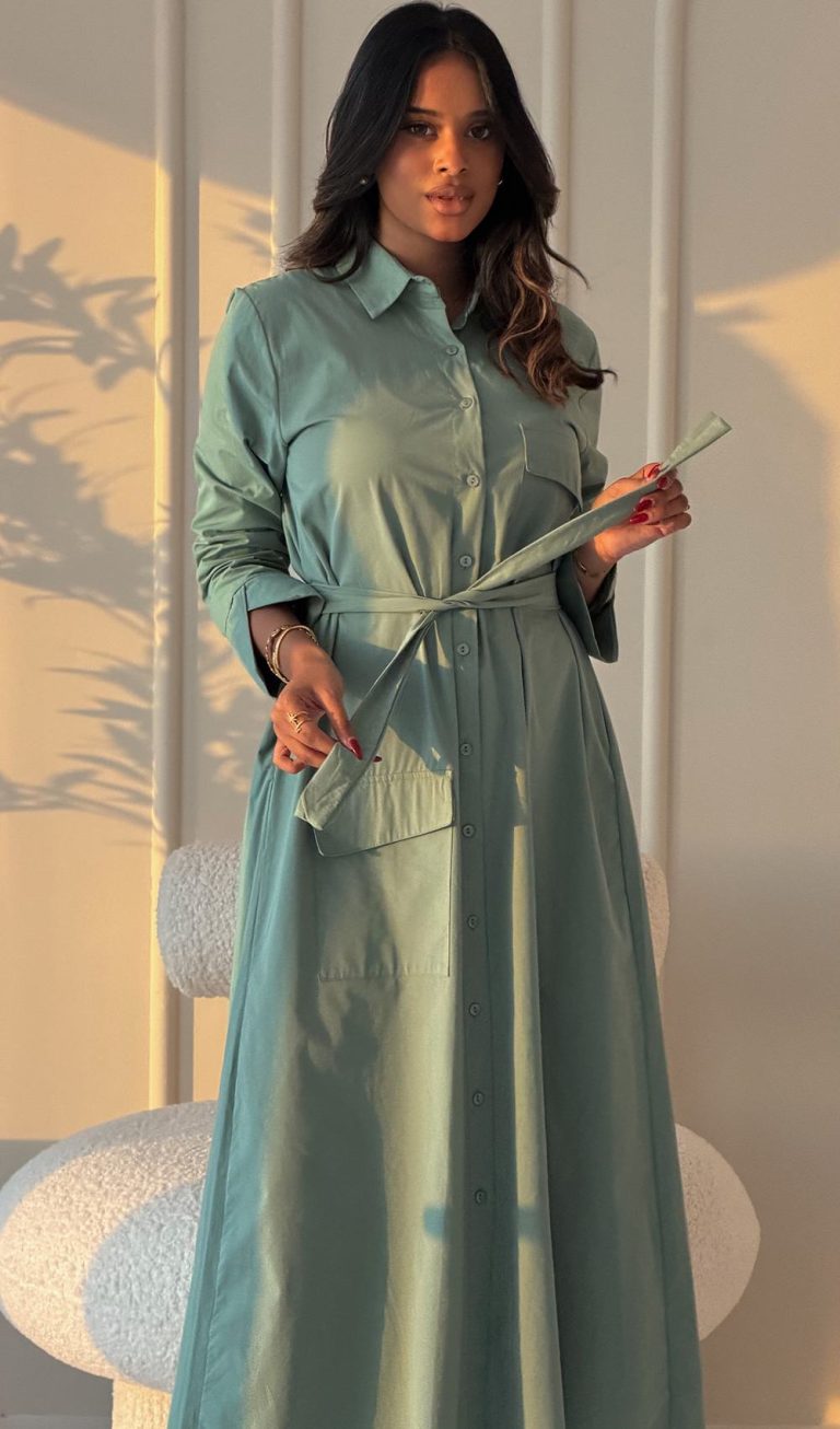 Stylish Buttoned Belted Maxi Dress