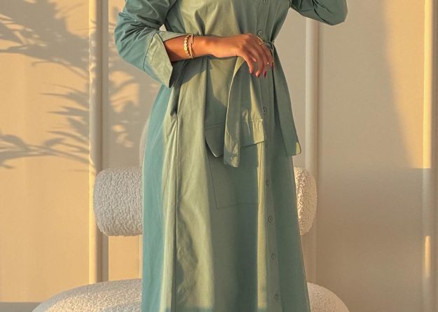 Stylish Buttoned Belted Maxi Dress