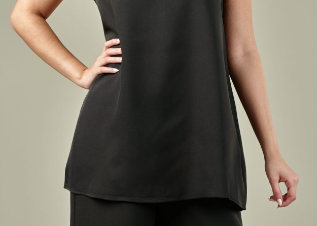 sc-318 - Sleek Sleeveless Top
