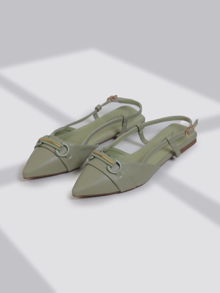 SC-B022 / Classic Elegance Slipper