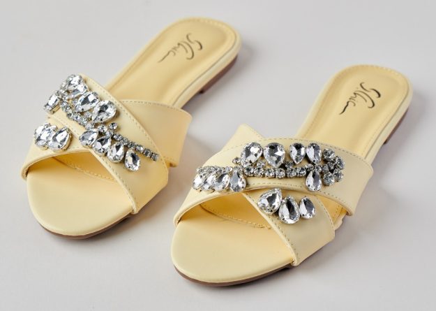 SC-B004 Crystal Slippers