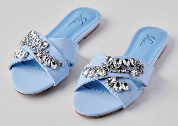 SC-B004 Crystal Slippers